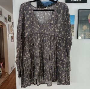 Boho Floral Gray Women's Top